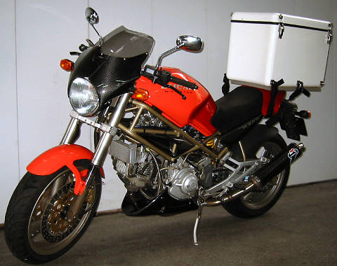 DUCATI Monster
